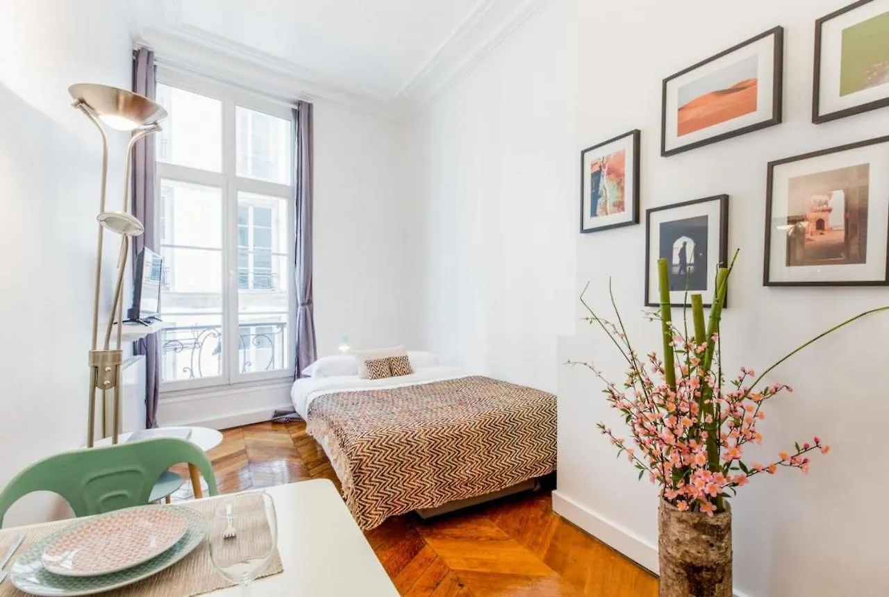 Brand New Apartments Near Louvre And Opera Paris