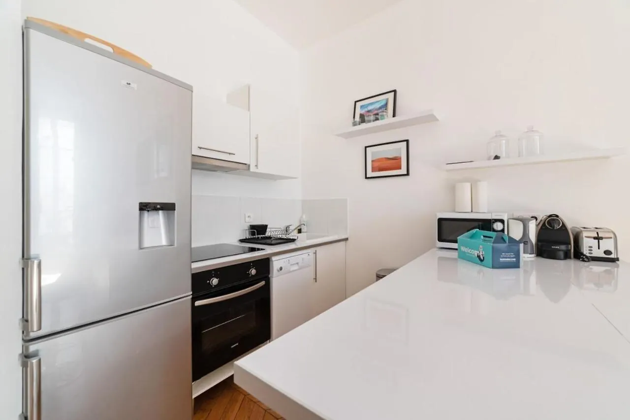 Brand New Apartments Near Louvre And Opera Paris France